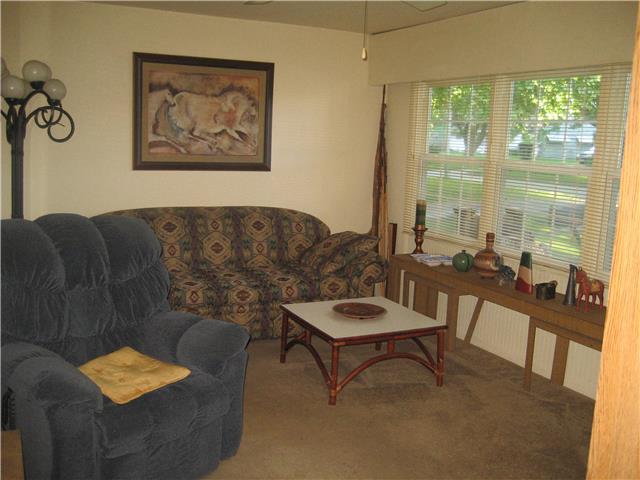 For Sale: 7003 E 113th St Kansas City, MO 64134