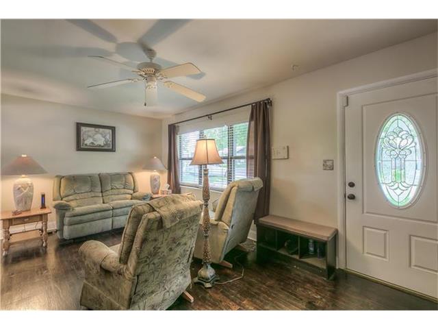 4604 E 114th Ter, Kansas City MO 64137