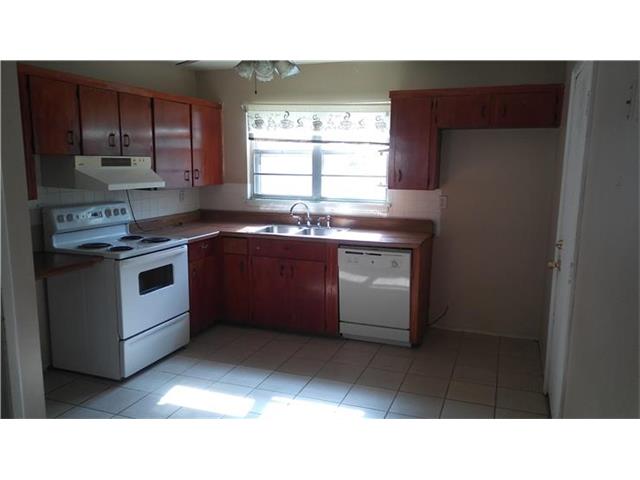 3403 E 107th Ter