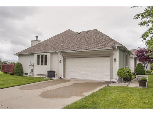For Sale: 8806 Crysler Ave Kansas City, MO 64138