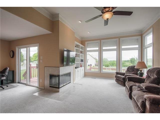 For Sale: 8806 Crysler Ave Kansas City, MO 64138
