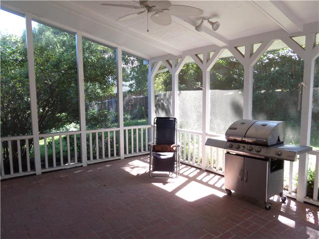407 Duke Gibson Dr