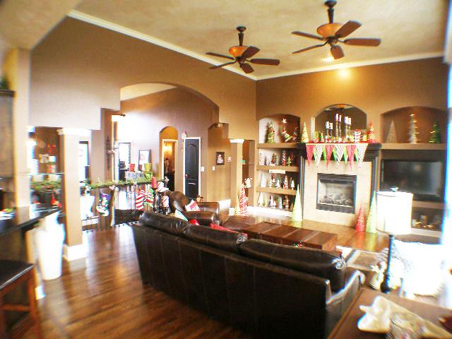 8155 NW Masters Ln