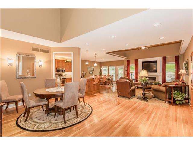 For Sale: 6595 NW Monticello Dr Kansas City, MO 64152