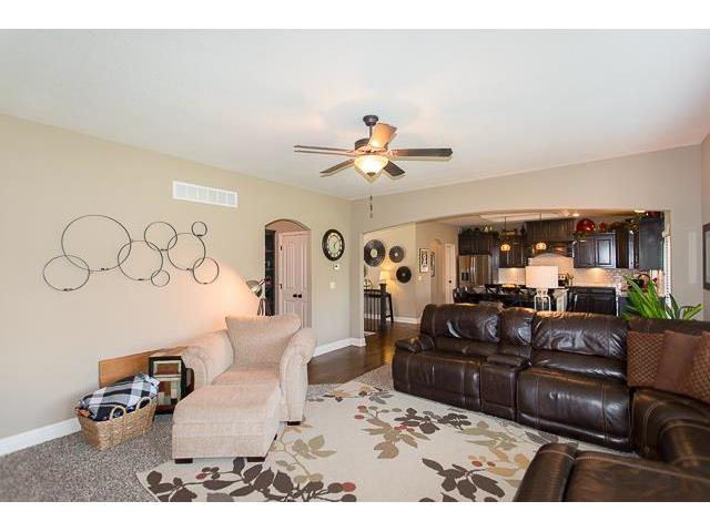 For Sale: 4600 NE 91st St Kansas City, MO 64156