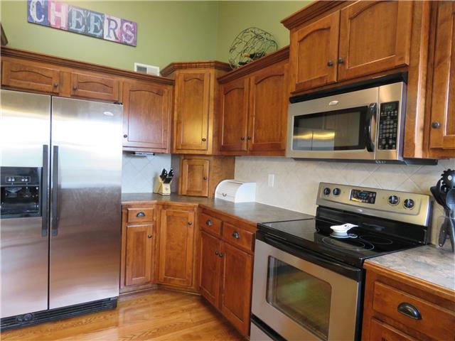 11032 N Tullis Ct
