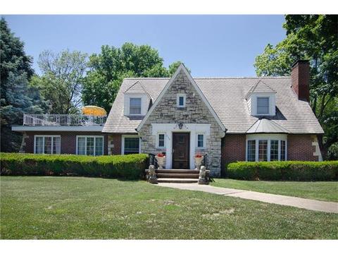 504 N Noyes Blvd
