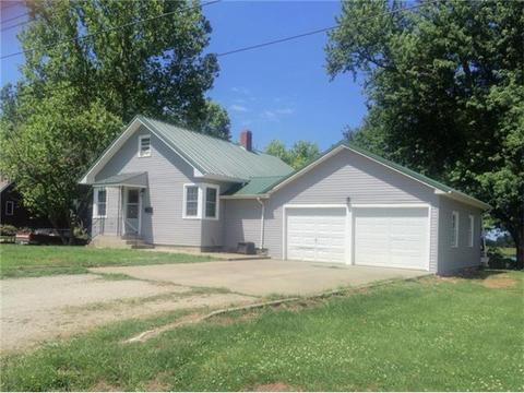 408 Christopher St