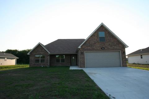 711 Elliot Dr