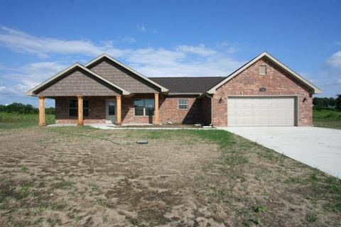 711 Elliot Dr