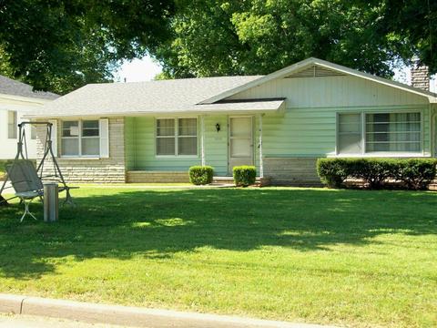 1612 Cherry Blossom Ln