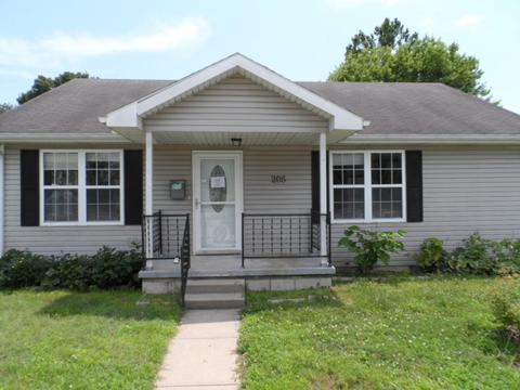 1107 E Highland Ave