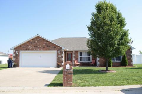 1816 Meadows Dr