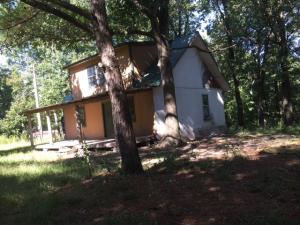 64 Ferguson Ln