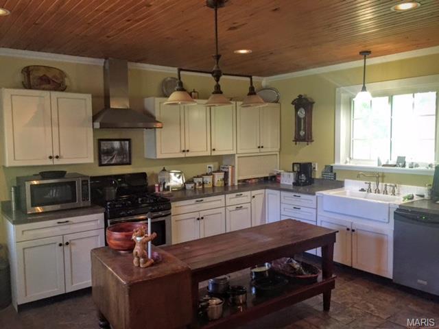 For Sale: 2161 Hog Trough Rd Owensville, MO 65066