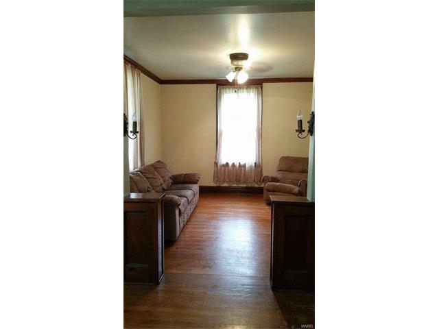 211 E Franklin