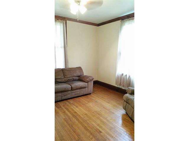211 E Franklin