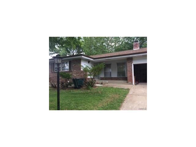 33 Irene Ln