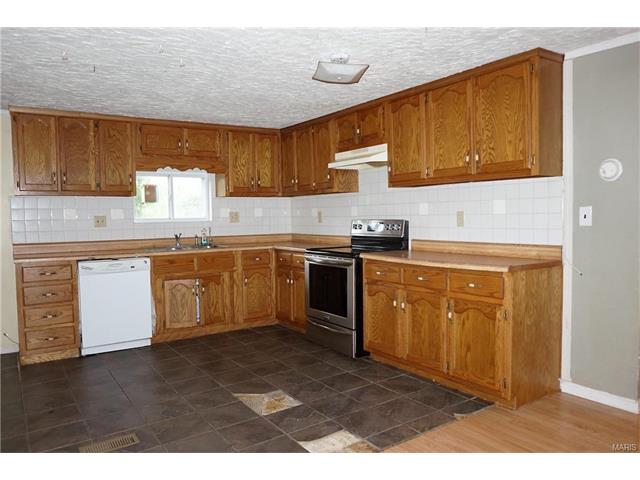 For Sale: 11965 County Road 8050 Rolla, MO 65401