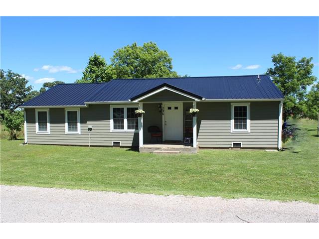 For Sale: 736 Arlie St Edgar Springs, MO 65462