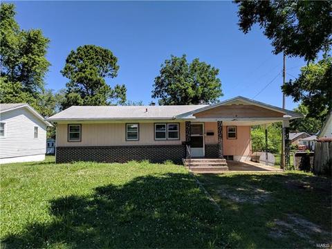 44 Stanwood Dr