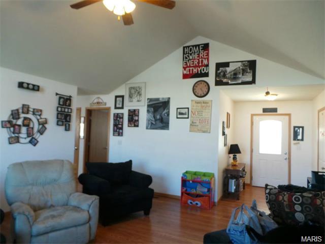For Sale: 2316 Cranberry Lebanon, MO 65536