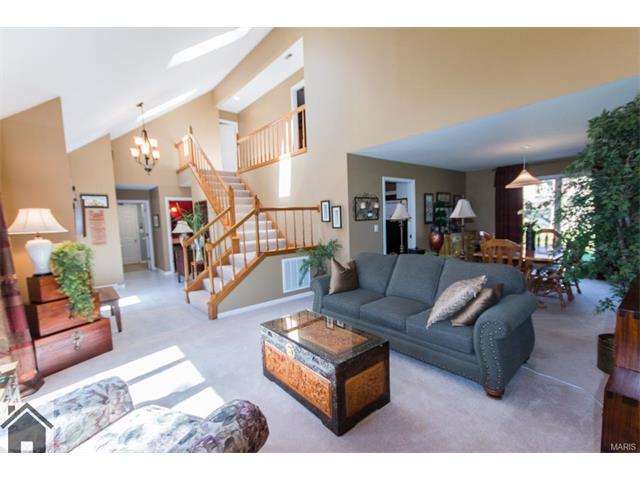 105 La Salle Dr, Waynesville MO 65583