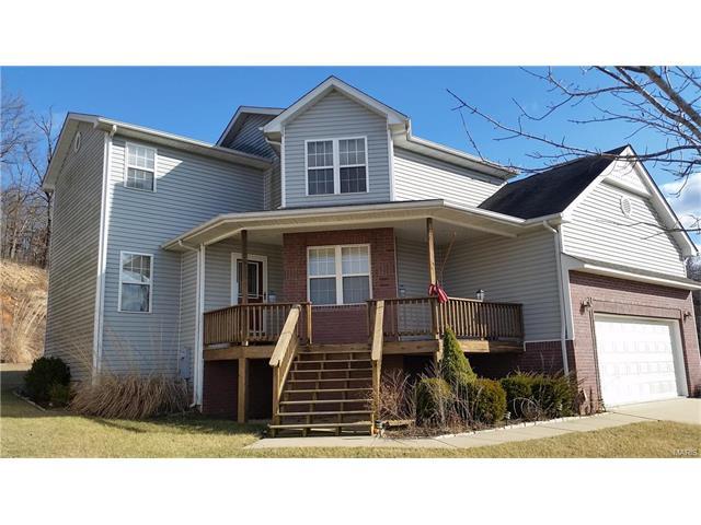122 Lakeview Ct