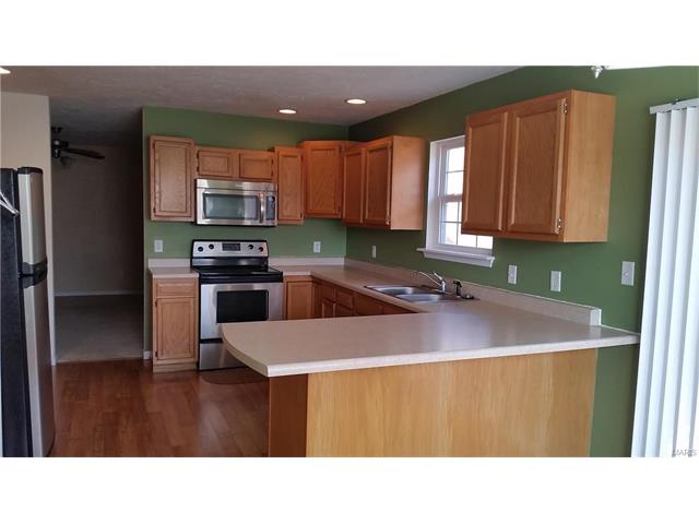 122 Lakeview Ct