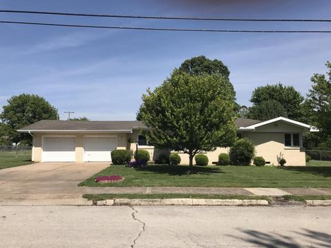 402 Samuel Ct