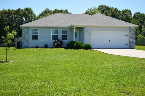 402 Samuel Ct