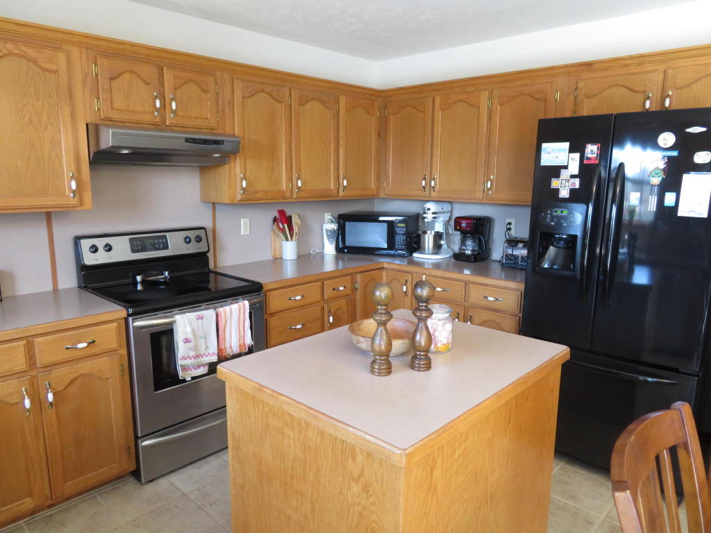 104 Spruce Ave