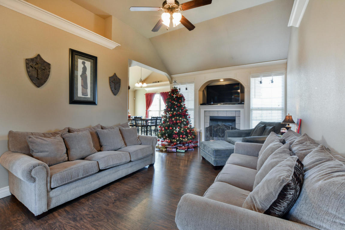 708 Santa Fe Dr