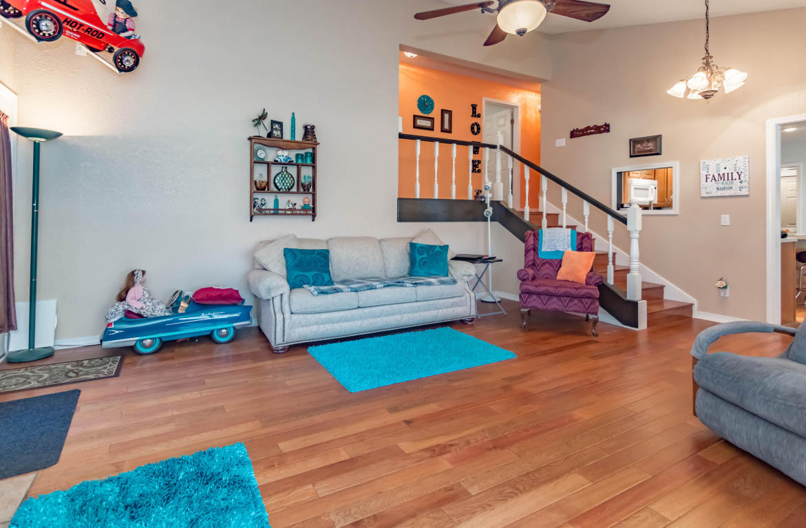 891 Valley View Drive Dr