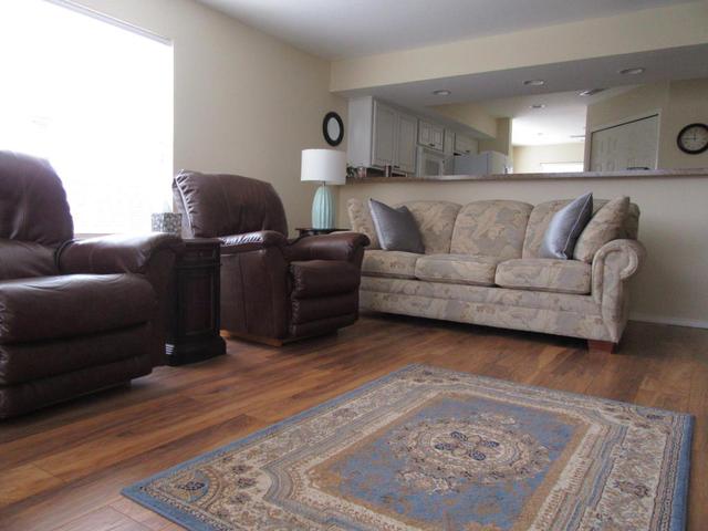 305 Wimbledon Dr #4