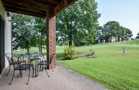 152 Turnberry Dr #8