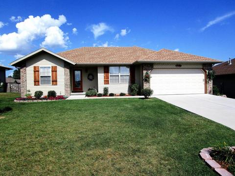 318 Navajo Cir