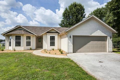 318 Navajo Cir