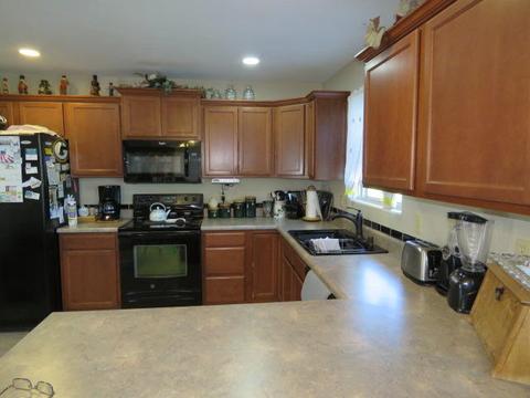567 Huntington Dr
