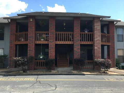 4 Hickory Dr