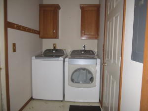 27 Edgemont Dr