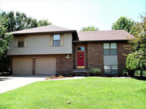 829 Rosemary Ave