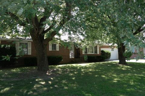 829 Rosemary Ave