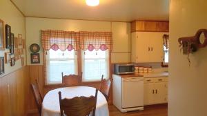 611 W Odell St