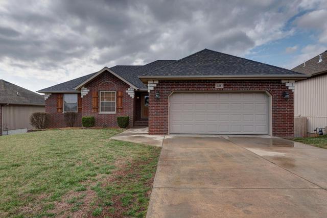 641 N Maplewood Hills Rd