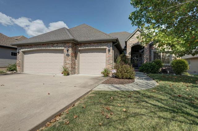 938 E Ozark Jubilee Rd
