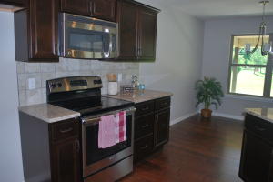 For Sale: 1103 N Gretchen St Nixa, MO 65714