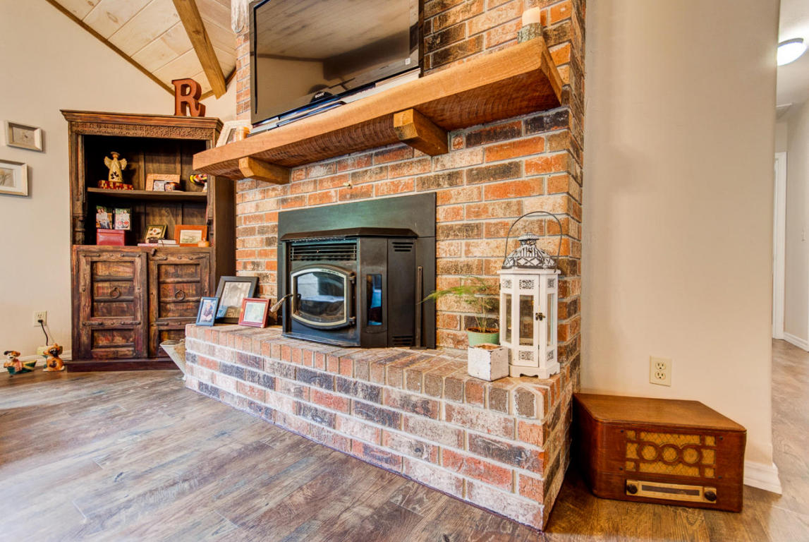 132 Dry Creek Ln