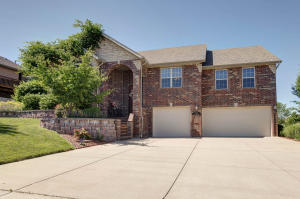For Sale: 2407 W Crestwood Ozark, MO 65721