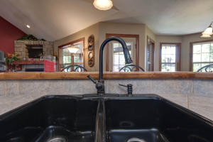 For Sale: 2407 W Crestwood Ozark, MO 65721